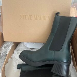 BRAND NEW Steve Madden Maren Dark Green Chelsea Boots